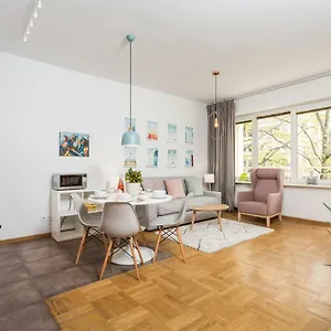 Apartment Shortstaypoland Krucza, Warsaw